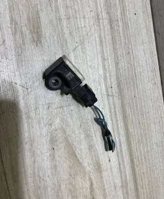 Dodge Charger Airbag deployment crash/impact sensor A1668210151 56054085AA