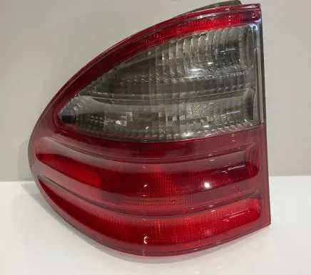 Mercedes-Benz E W210 Rear/tail lights A2108205364 2108205364