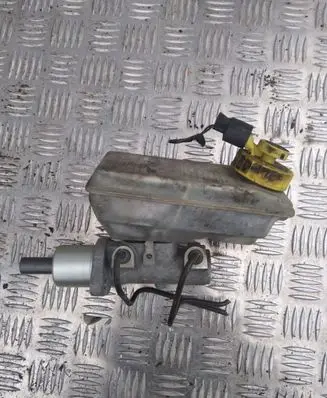 Seat Alhambra (Mk1) Master brake cylinder 7M1611303