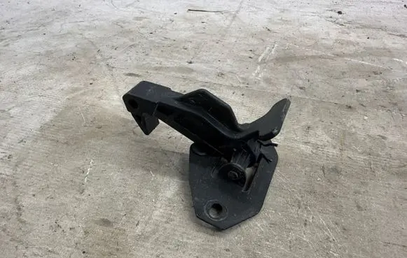 Peugeot 308 Engine bonnet/hood lock/latch loop/hook 9834494180