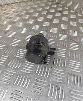 Volkswagen PASSAT B8 Electric auxiliary coolant/water pump 5G0965567