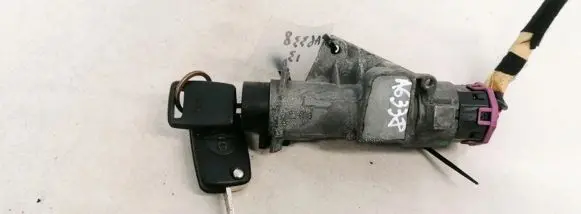 Audi A6 S6 C5 4B Ignition lock 4B0905851C