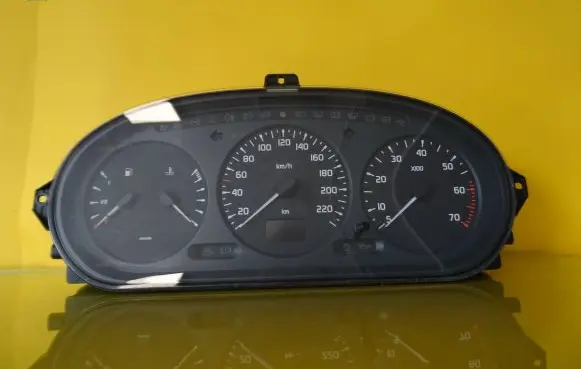 Renault Scenic I Speedometer (instrument cluster) 7700847782F
