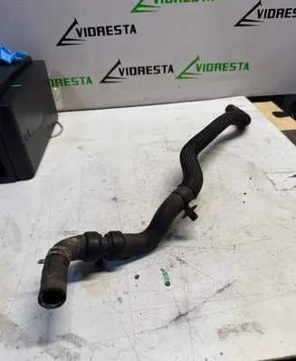 Opel Vivaro Engine coolant pipe/hose