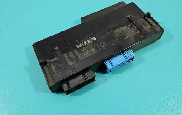 BMW 1 E81 E87 Central body control module 6983304 IMPRK1559492