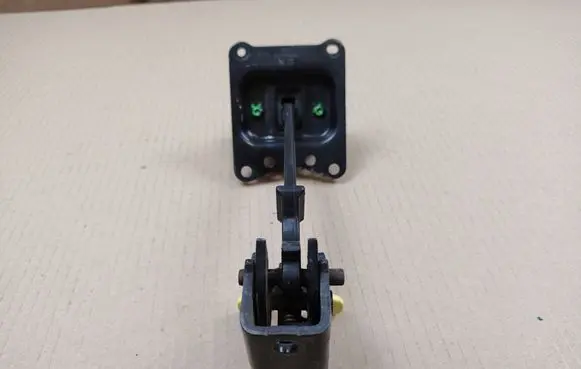Opel Combo E Rear door check strap stopper 9681466280