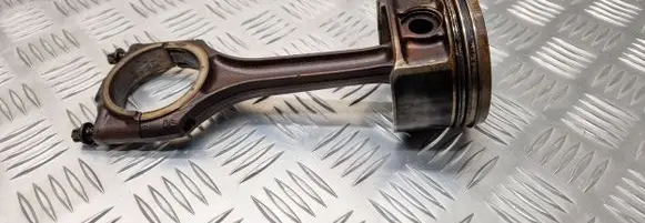 Audi A6 S6 C5 4B Piston with connecting rod