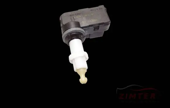 Volkswagen Touareg I Headlight level adjustment motor 