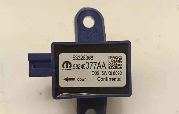 Chrysler Pacifica Airbag deployment crash/impact sensor 68245077AA 53328368 5WK66090