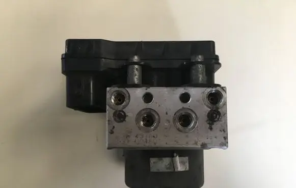 Mazda 6 ABS Pump GR3B437A0 6531C0450 MD125AT6E23C2