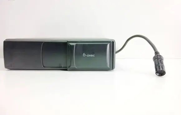 CD/DVD changer