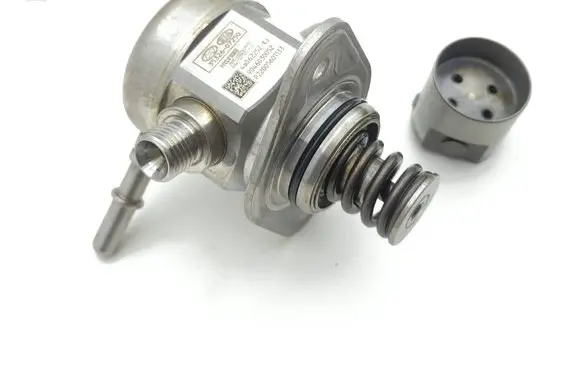 Hyundai i30 Fuel injection high pressure pump 3532607250 9046030052 40062257KJ