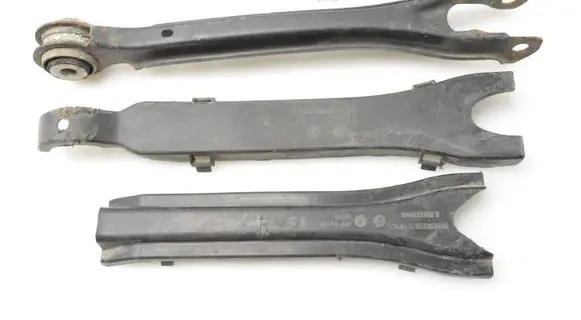 Mercedes-Benz C W204 Rear upper control arm/wishbone A2043521488