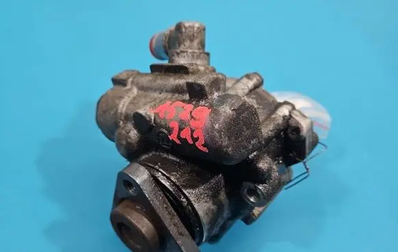 Seat Cordoba (6K) Power steering pump 8D0145156K IMPRK1529212