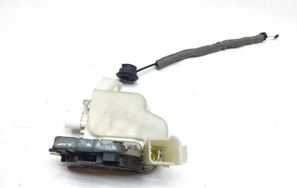 Audi A6 C7 Front door lock