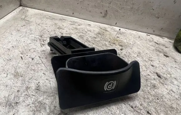 Mercedes-Benz E W211 Hand brake release handle A2114200077