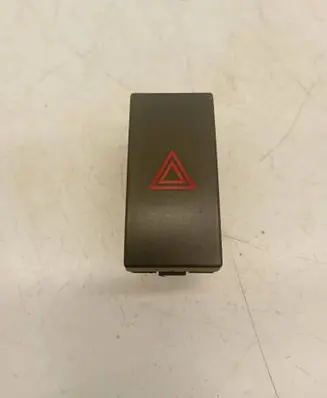 Ford Focus C-MAX Hazard light switch
