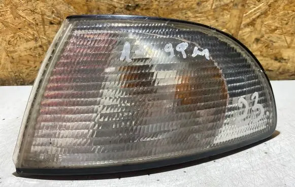Audi A4 S4 B5 8D Front indicator light 084411514L