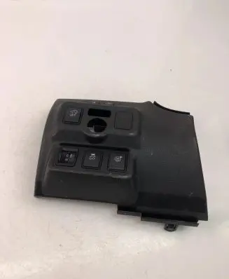 Nissan Note (E12) Wing mirror switch 684853VV0A