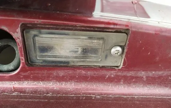 Volvo S60 Number plate light