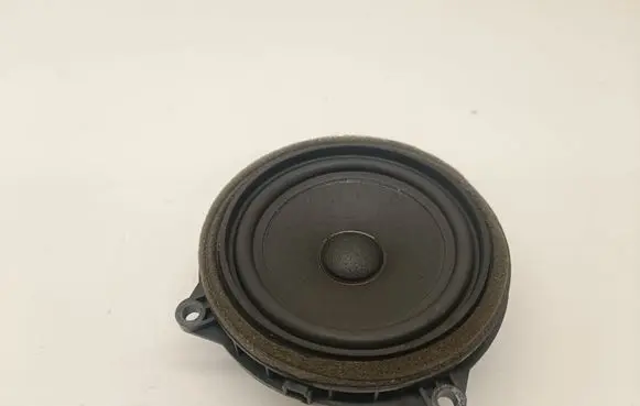 BMW 2 F46 Front door speaker 9274700