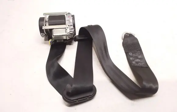 Skoda Octavia Mk2 (1Z) Front seatbelt 1Z0857702C