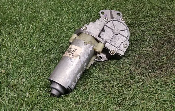 Skoda Superb B5 (3U) Seat adjustment motor 3B0959762AF