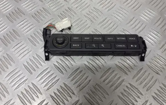 Nissan Murano Z50 Radio/CD/DVD/GPS head unit 28395-CC000