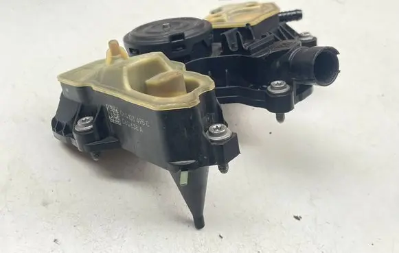Volkswagen Golf VIII Rear glass lock/latch 06Q103495C