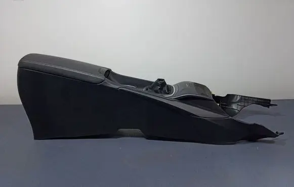 Toyota Avensis T270 Center console 5891105100