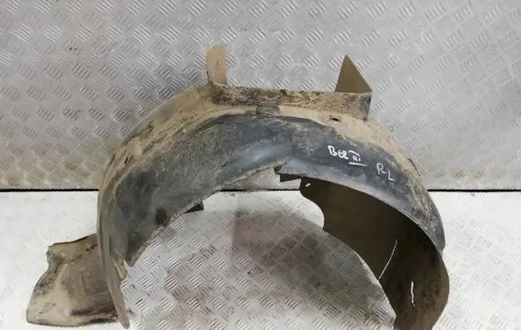 Peugeot Partner Front arch 