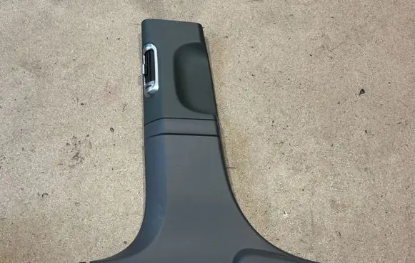 Hyundai Ioniq 5 (B) pillar trim (bottom) 85837GI100