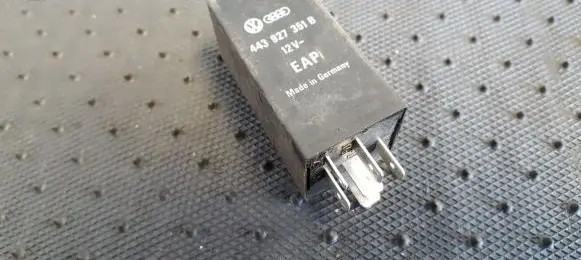 Audi A8 S8 D2 4D Other relay 443927351B