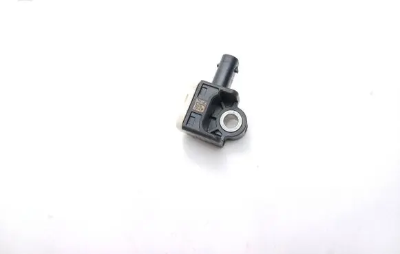 Mercedes-Benz ML W166 Airbag deployment crash/impact sensor A1668210151 56054085AA