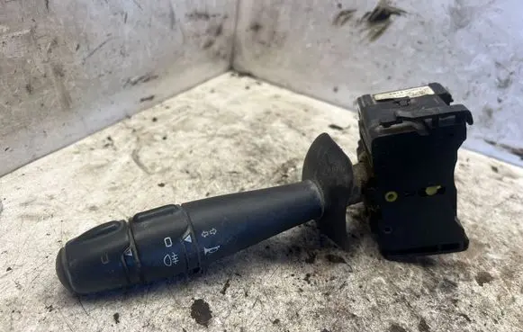 Renault Master II Indicator stalk 8200251704