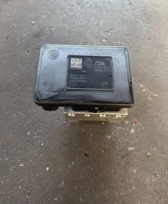 Renault Express ABS Pump 476608081R