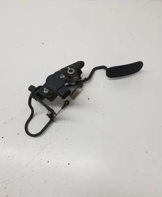 Toyota RAV 4 (XA20) Accelerator throttle pedal 8928120040
