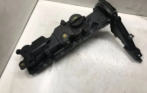 Ford Focus Rocker cam cover M0606042A153