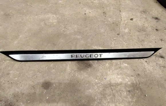 Peugeot 607 Front sill trim cover 9629149577