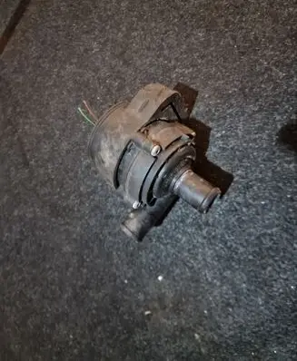 Mercedes-Benz E W211 Electric auxiliary coolant/water pump 02775810