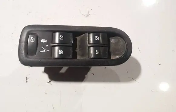 Renault Scenic II - Grand scenic II Electric window control switch 