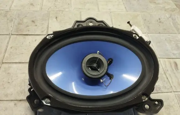 KIA Carnival Rear door speaker 963504D150