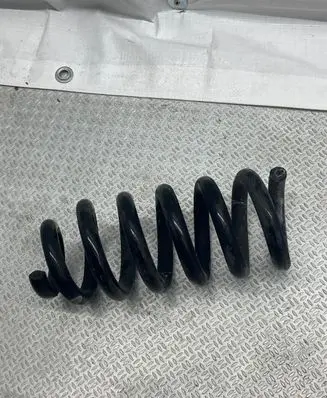 Mercedes-Benz C AMG W205 Rear coil spring 0WNN