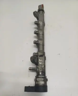 Volkswagen PASSAT CC Fuel main line pipe R03L125C CFF