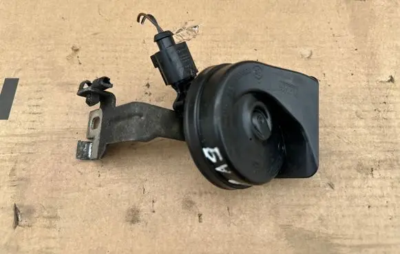 Volkswagen PASSAT B8 Horn signal 0055306