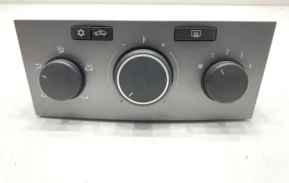 Opel Astra H Interior fan control switch 13201300