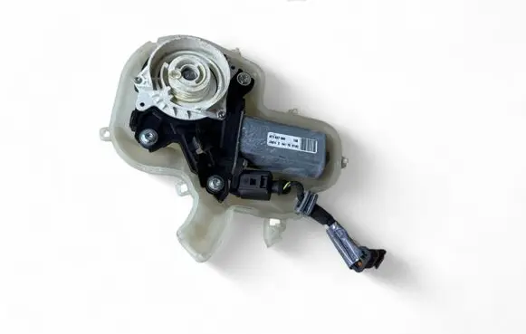Porsche Panamera (970) Rear door soft close latching motor 4F0837060