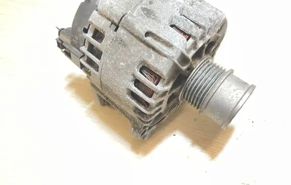 Audi A3 S3 8V Generator/alternator 04C903023M 2715992A 117097349