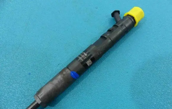 Ford Focus Fuel injector EJBR01601Z IMPRK1026310