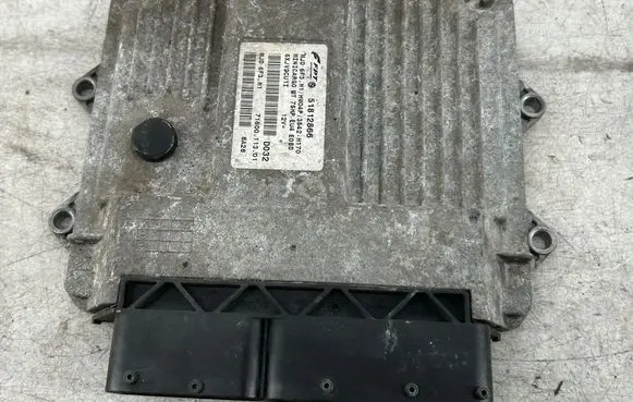 Fiat Fiorino Engine control unit/module 51812866 7160011301